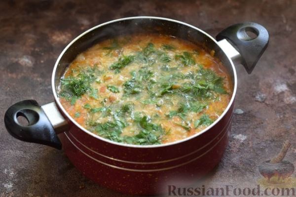 Суп с килькой в томатном соусе, пшеном и яйцами