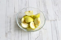 Болгарский перец с яблоками на зиму