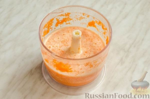 Морковный рулет с мясным фаршем и сливочным сыром