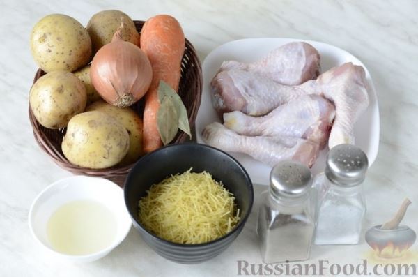 Суп с курицей, картофелем и вермишелью